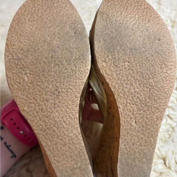 Vintage Y2K Michael Kors Gold Wedge Sandals - Picture 7 of 10